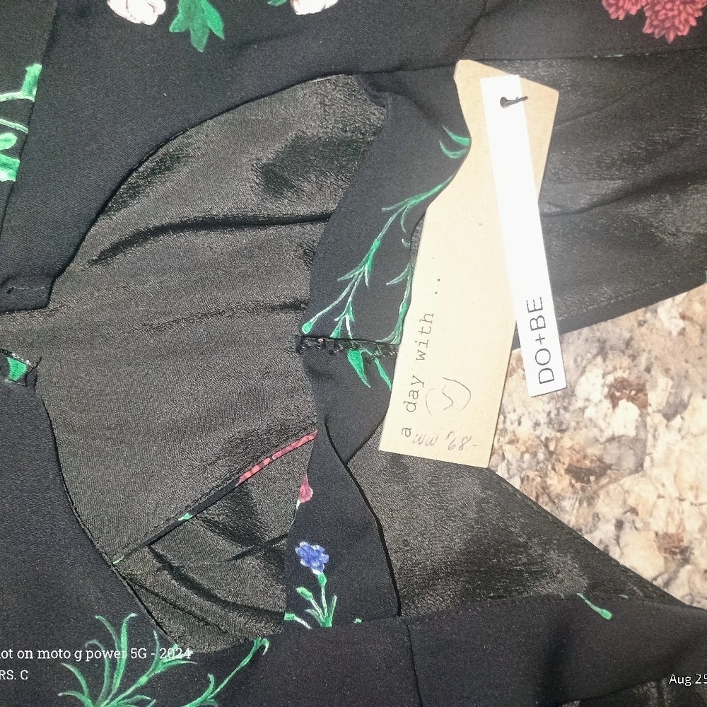 Done women's one piece jumpsuit size small black multicolored perfect brand new - Picture 6 of 6